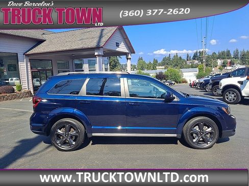 Used 2020 Dodge Journey Crossroad image 2