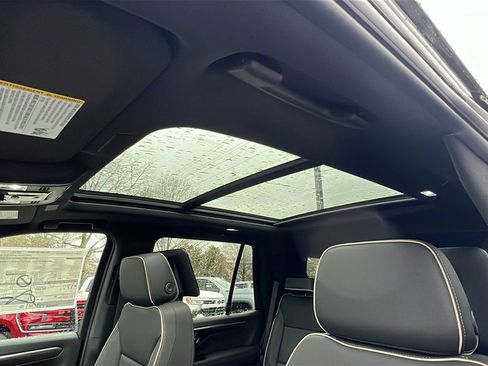 New 2026 Chevrolet Tahoe Premier image 16