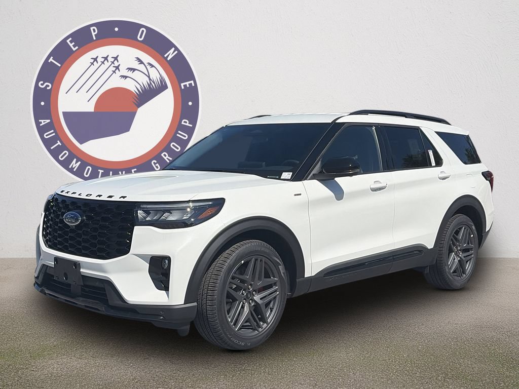 New 2026 Ford Explorer ST-Line w/ ST-Line Street Pack RWD image 2