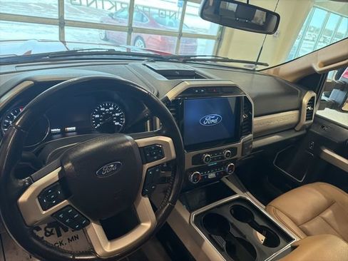 Used 2022 Ford F250 Lariat w/ Lariat Ultimate Package AWD/4WD image 13