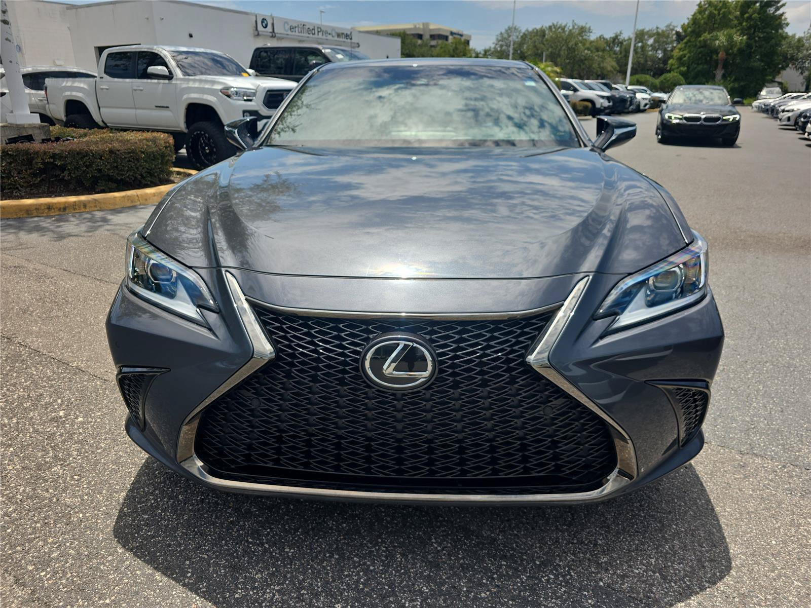 Used 2023 Lexus ES 350 F Sport w/ Accessory Package (Z1) FWD image 2