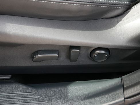 Used 2022 Subaru Outback Limited image 19