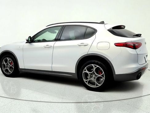 Used 2022 Alfa Romeo Stelvio Ti AWD/4WD image 7