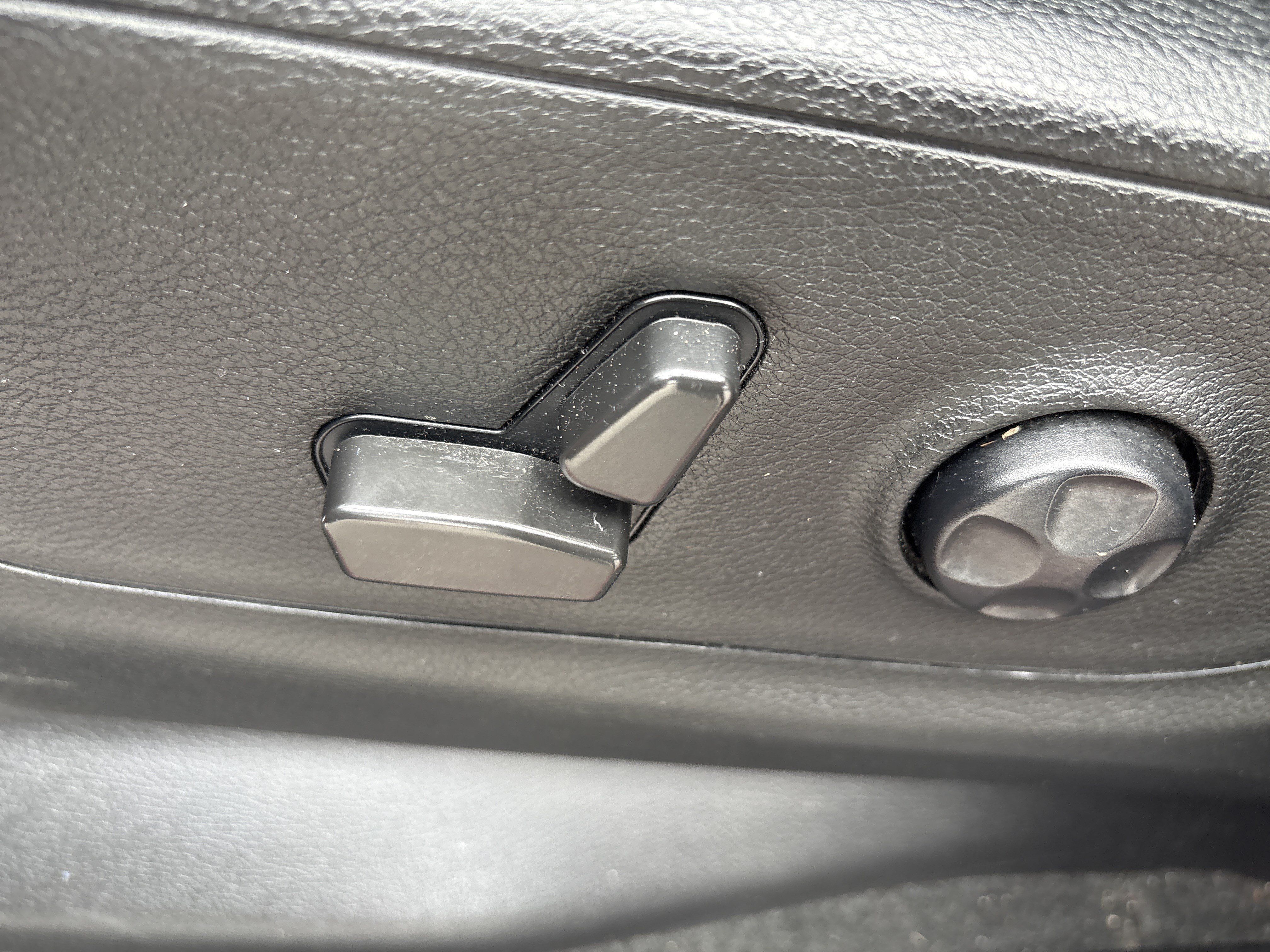 Used 2021 RAM 1500 Big Horn AWD/4WD image 16