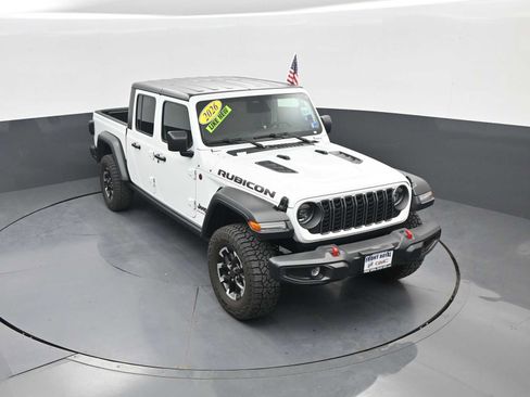 Used 2026 Jeep Gladiator Rubicon AWD/4WD image 28