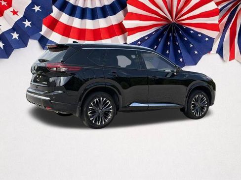 Certified 2025 Nissan Rogue Platinum w/ Platinum Premium Package FWD image 29