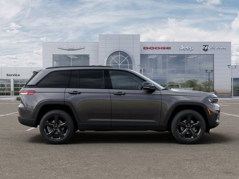 New 2025 Jeep Grand Cherokee Limited w/ Black Appearance Package AWD/4WD image 22