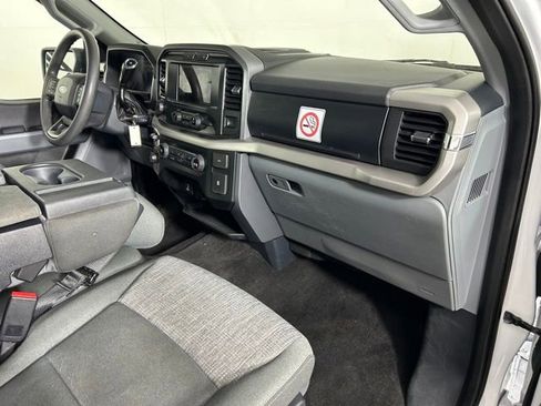 Used 2022 Ford F150 XLT w/ Trailer Tow Package image 9
