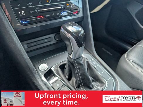Used 2022 Volkswagen Tiguan SE image 24