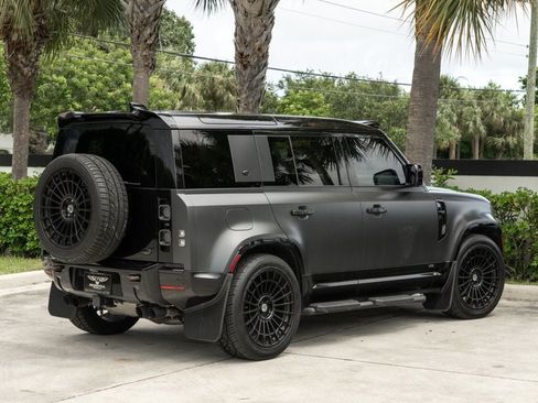 Used 2023 Land Rover Defender 110 AWD/4WD image 8
