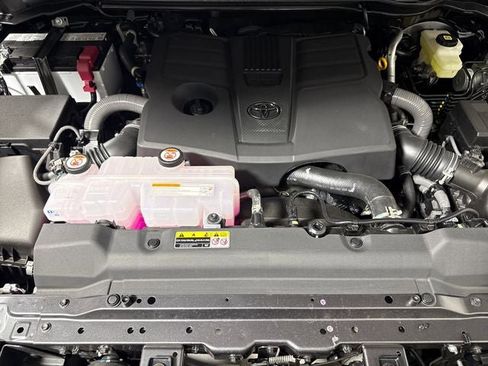 New 2026 Toyota Tundra SR5 AWD/4WD image 38