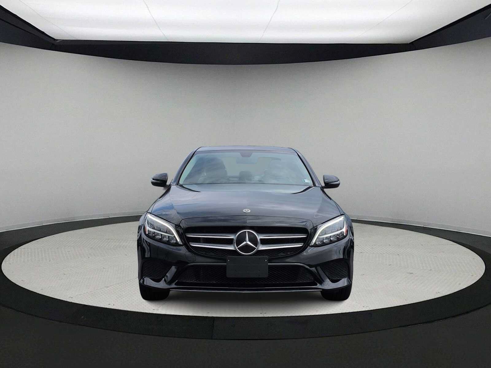 Used 2021 Mercedes-Benz C 300 4MATIC Sedan image 3