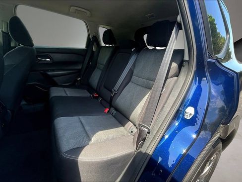 Certified 2024 Nissan Rogue SV AWD/4WD image 22