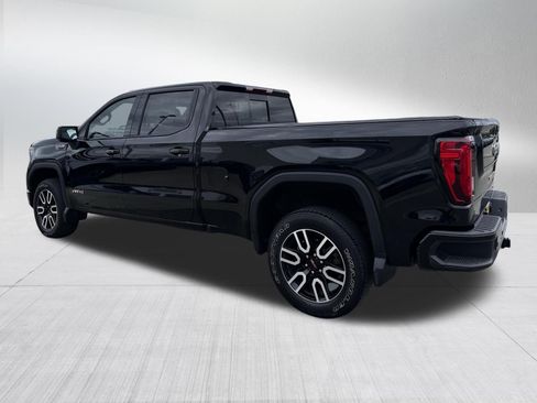 Used 2023 GMC Sierra 1500 AT4 w/ AT4 Preferred Package AWD/4WD image 5
