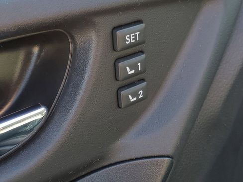 Used 2018 Subaru Forester 2.5i Touring image 13