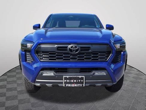 Used 2024 Toyota Tacoma TRD Off-Road w/ TRD Off Road Upgrade Package AWD/4WD image 5