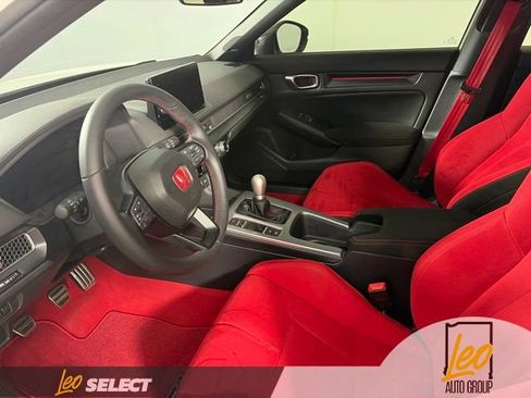 Used 2025 Honda Civic Type R image 10