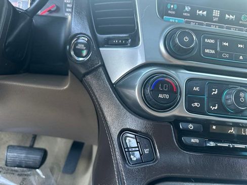 Used 2016 Chevrolet Suburban LTZ image 33