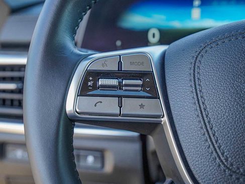 Certified 2024 Kia Telluride SX w/ Towing Package image 13