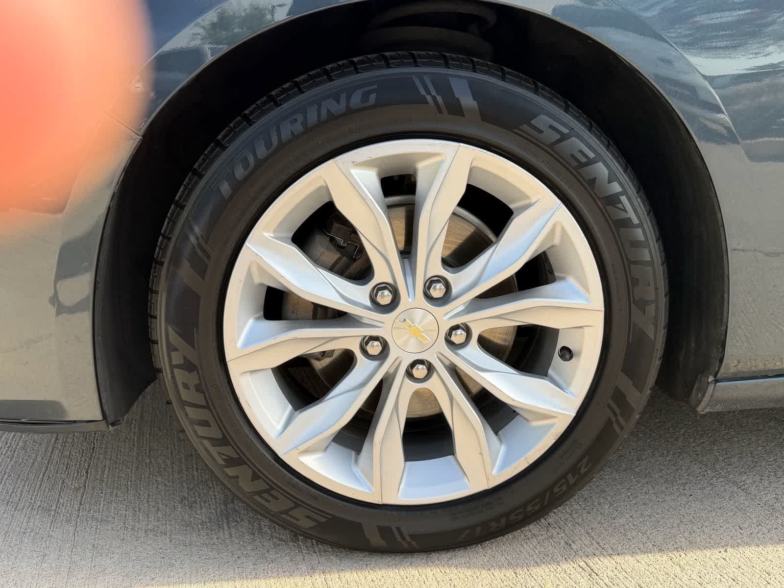 Used 2020 Chevrolet Malibu LT FWD image 10
