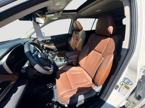 Used 2025 Subaru Outback Touring w/ Tech Package 3 AWD/4WD image 20