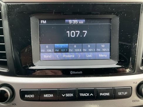 Used 2022 Hyundai Accent SE image 13