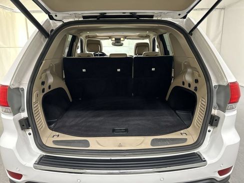 Used 2019 Jeep Grand Cherokee Limited AWD/4WD image 23