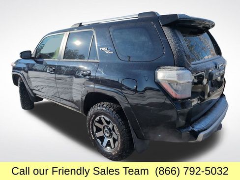 Used 2018 Toyota 4Runner TRD Off-Road Premium image 3