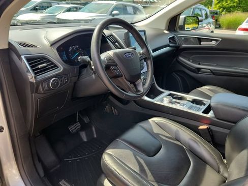Used 2022 Ford Edge Titanium AWD/4WD image 14
