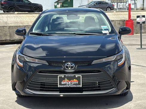 New 2026 Toyota Corolla LE FWD image 8