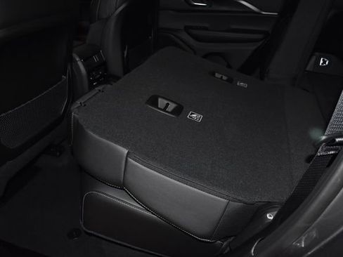 New 2025 Jeep Grand Cherokee Altitude w/ Trailer Tow Package image 26