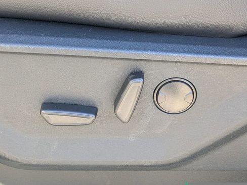 New 2026 Ford F250 Lariat w/ Black Appearance Package image 20