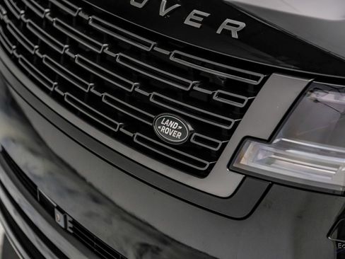 Used 2024 Land Rover Range Rover SE image 28