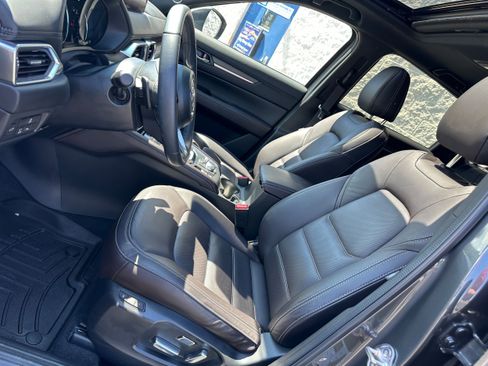 Used 2024 MAZDA CX-5 Signature image 11