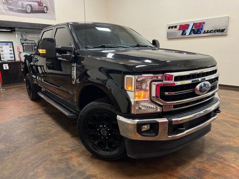 Used 2021 Ford F250 Lariat w/ Lariat Value Package image 1