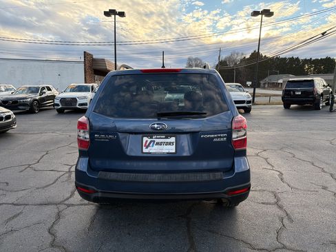 Used 2014 Subaru Forester 2.5i Premium w/ All-Weather Package image 4