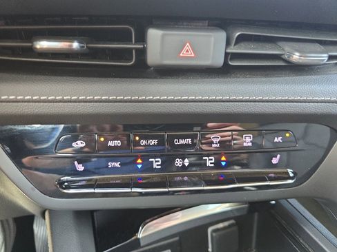 Used 2022 Jeep Gladiator Sport image 35