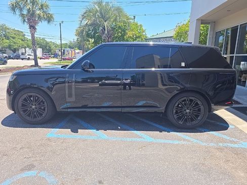 Used 2023 Land Rover Range Rover Long Wheelbase SE AWD/4WD image 1