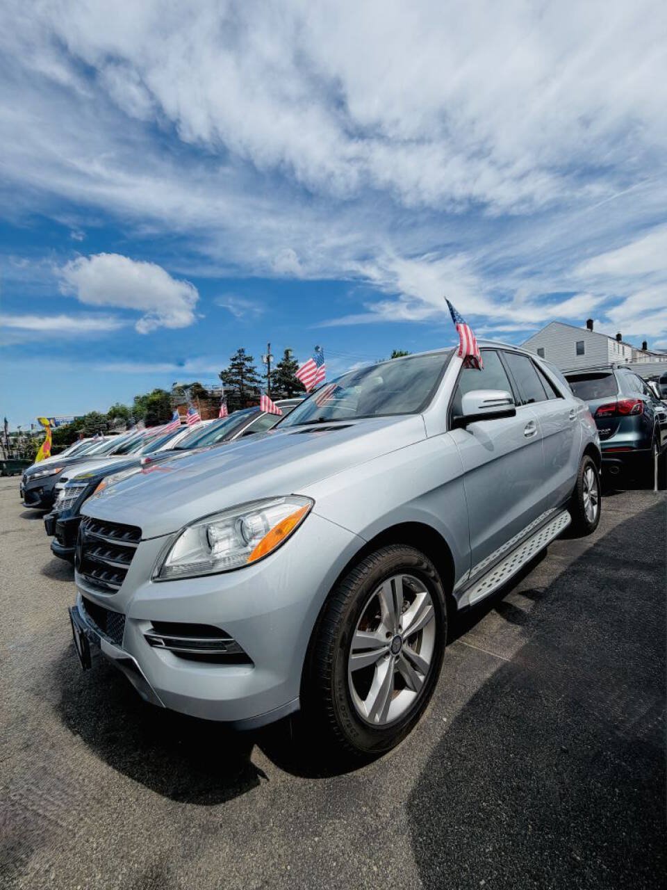 Used 2015 Mercedes-Benz ML 350 4MATIC w/ Premium 1 Package image 1
