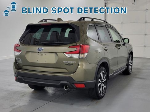 Used 2023 Subaru Forester Limited image 8