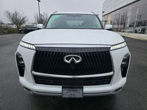 Used 2025 INFINITI QX80 Pure image 2