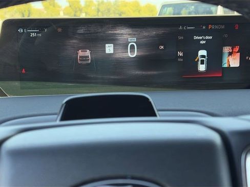 Used 2025 Ford Expedition Tremor image 25