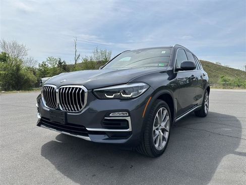 Used 2019 BMW X5 xDrive40i w/ Premium Package 2 image 5