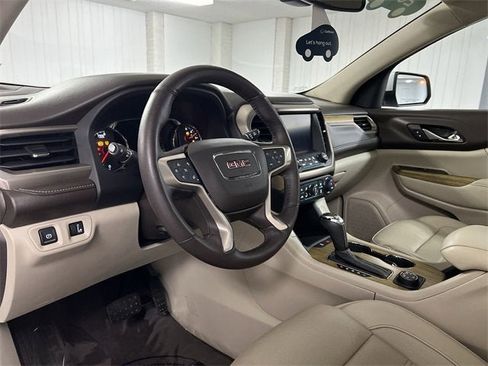 Certified 2017 GMC Acadia Denali w/ Technology Package image 10