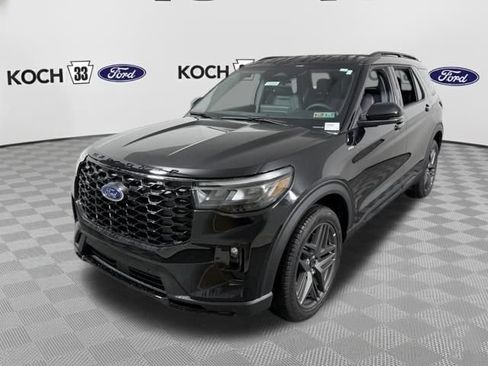 New 2026 Ford Explorer ST-Line w/ ST-Line Street Pack AWD/4WD image 3