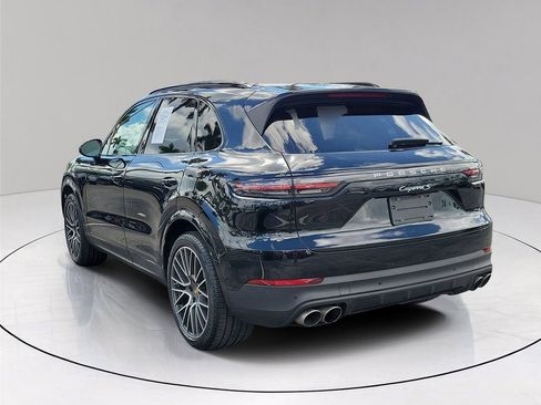 Used 2019 Porsche Cayenne S image 4