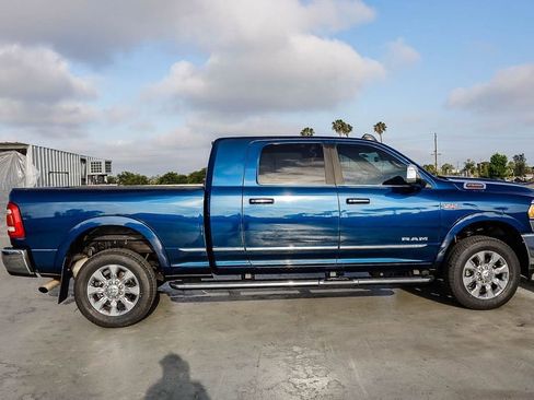 Used 2022 RAM 2500 Limited AWD/4WD image 13