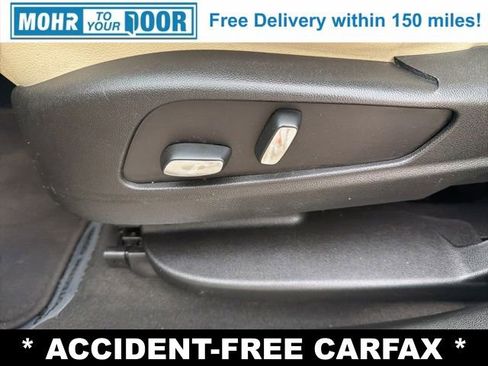 Used 2018 Cadillac XT5 FWD image 13