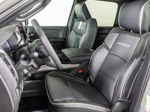 New 2026 RAM 2500 Laramie AWD/4WD image 24