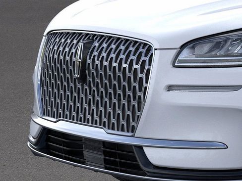 New 2025 Lincoln Corsair Premiere image 17